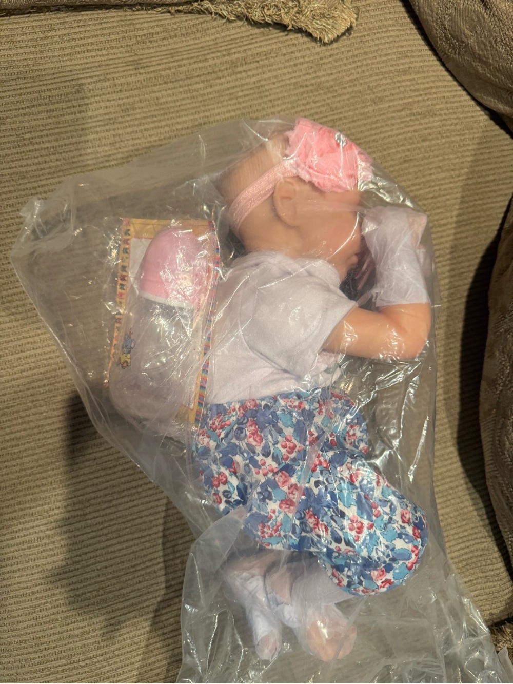 New reborn baby doll - Picture 4 of 6
